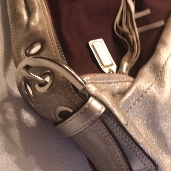 Sold!COACH BAG silver purse Tassel Cute bag - Picture 2 of 7